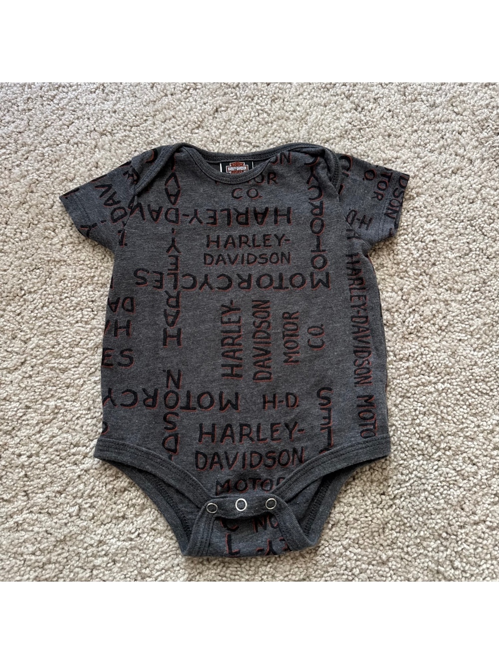 Harley-Davidson Bodysuit Size 3/6M Gray All-Over Print Cotton Blend
